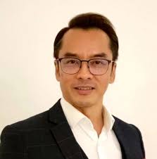 Dr Iskandar