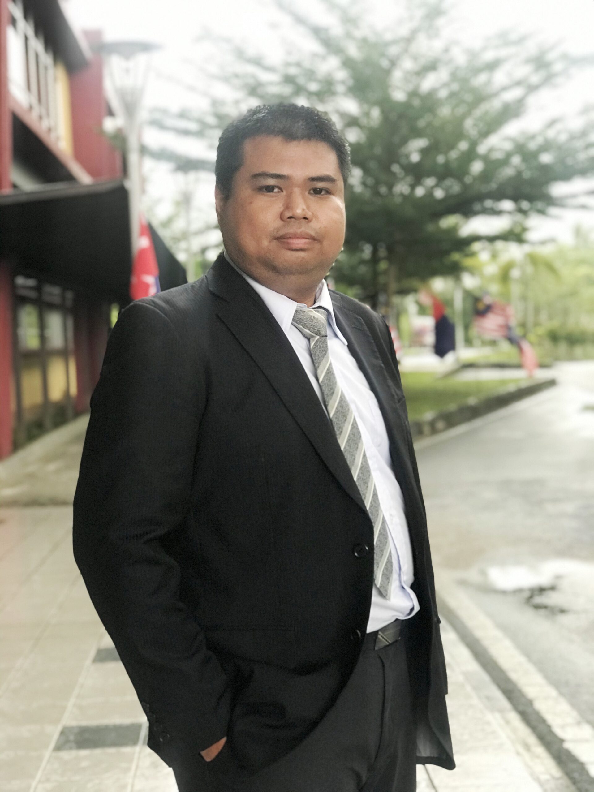 DR AZMIRUL ASHAARI
